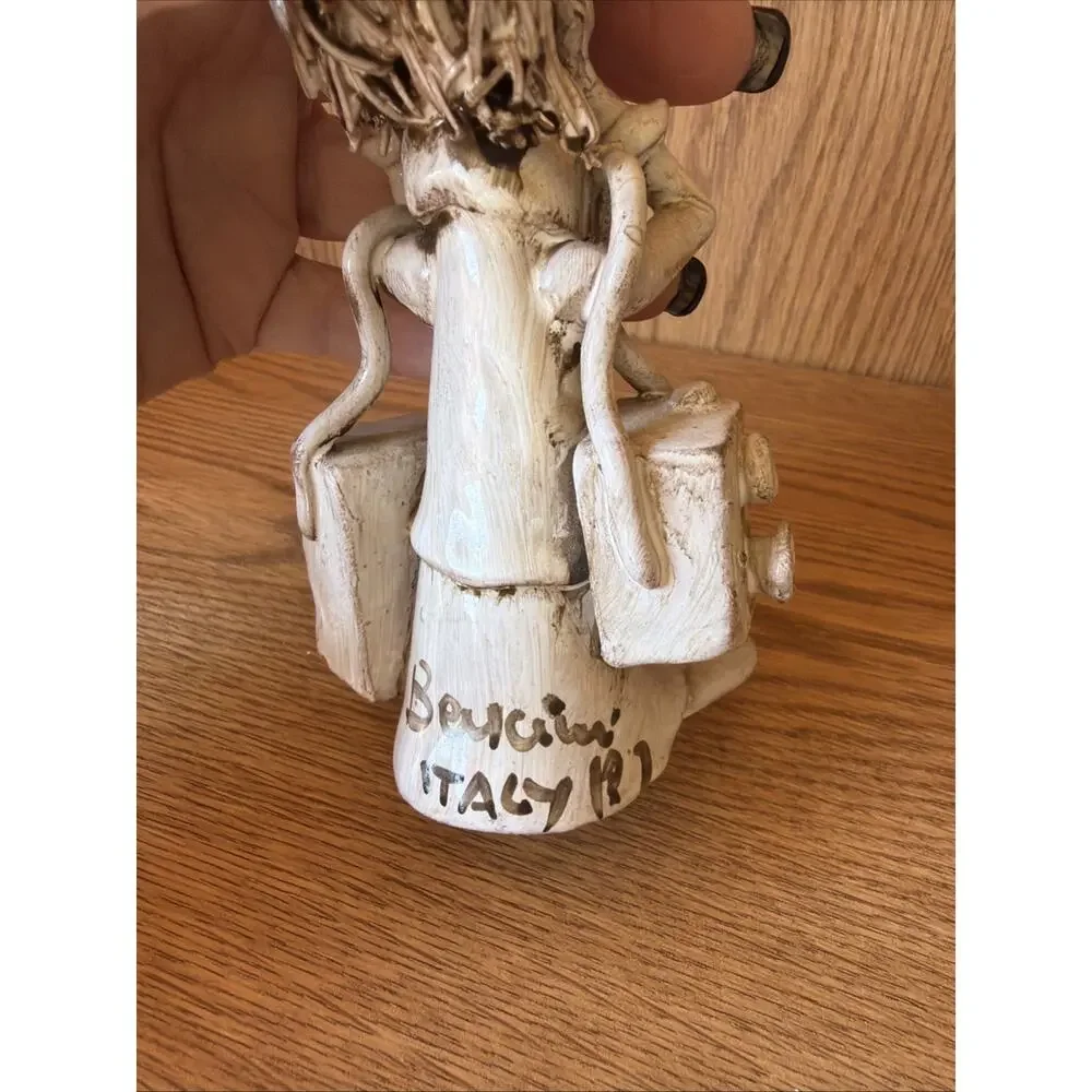 Italian Ceramic Photographer Figurine Signed Bencini 1987‎